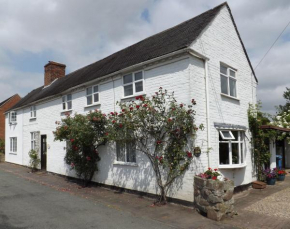 White Cottage Bed and Breakfast, Seisdon